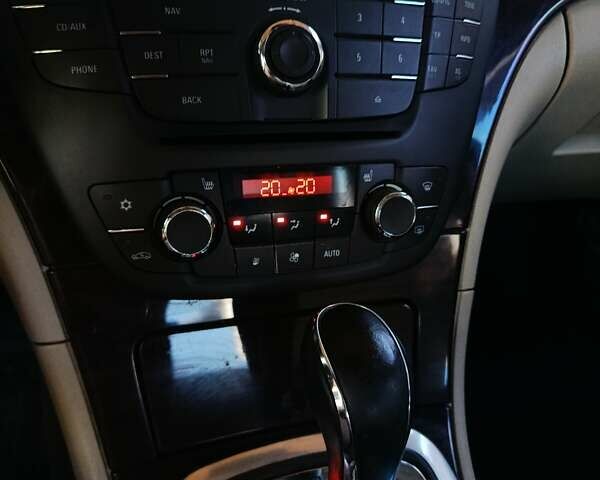 Сірий Опель Інсігнія, об'ємом двигуна 1.96 л та пробігом 175 тис. км за 8000 $, фото 22 на Automoto.ua