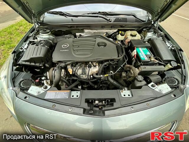 Серый Опель Инсигния, объемом двигателя 20 л и пробегом 202 тыс. км за 7200 $, фото 13 на Automoto.ua