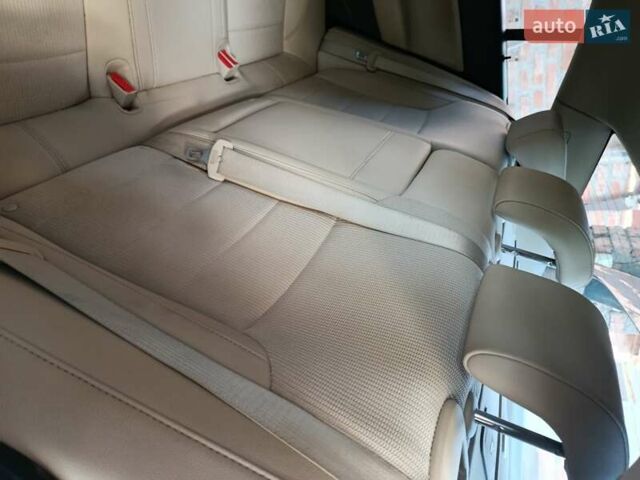 Сірий Опель Інсігнія, об'ємом двигуна 1.96 л та пробігом 175 тис. км за 8000 $, фото 15 на Automoto.ua