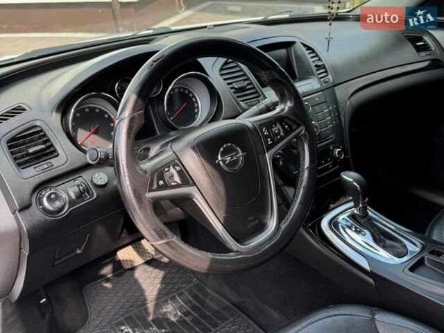 Серый Опель Инсигния, объемом двигателя 2 л и пробегом 272 тыс. км за 6199 $, фото 5 на Automoto.ua