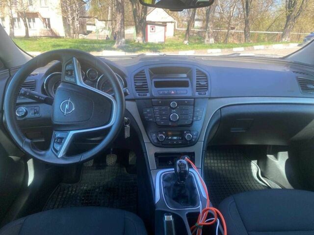 Серый Опель Инсигния, объемом двигателя 2 л и пробегом 22 тыс. км за 11800 $, фото 22 на Automoto.ua