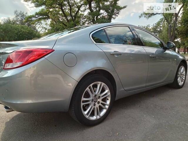 Сірий Опель Інсігнія, об'ємом двигуна 2 л та пробігом 120 тис. км за 8400 $, фото 5 на Automoto.ua