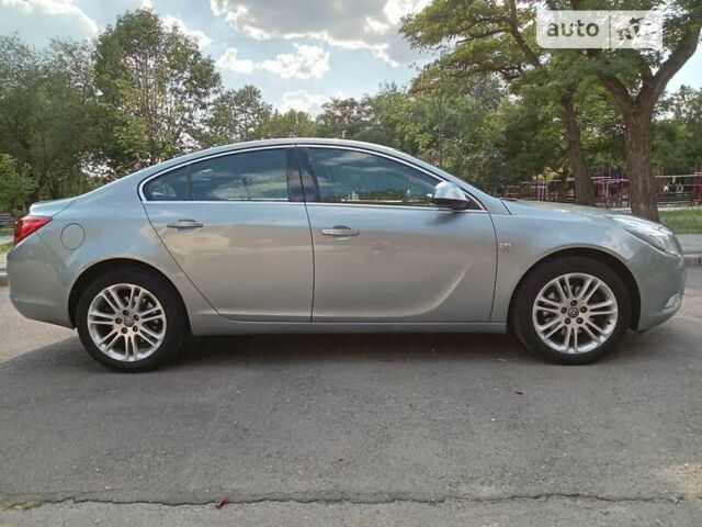 Сірий Опель Інсігнія, об'ємом двигуна 2 л та пробігом 120 тис. км за 8400 $, фото 3 на Automoto.ua