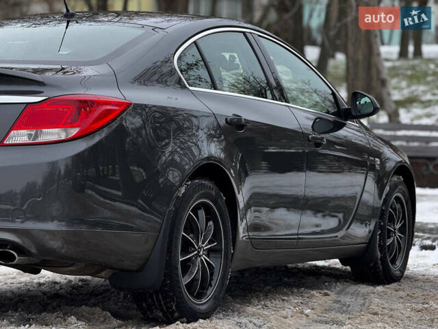 Сірий Опель Інсігнія, об'ємом двигуна 2 л та пробігом 90 тис. км за 10300 $, фото 5 на Automoto.ua