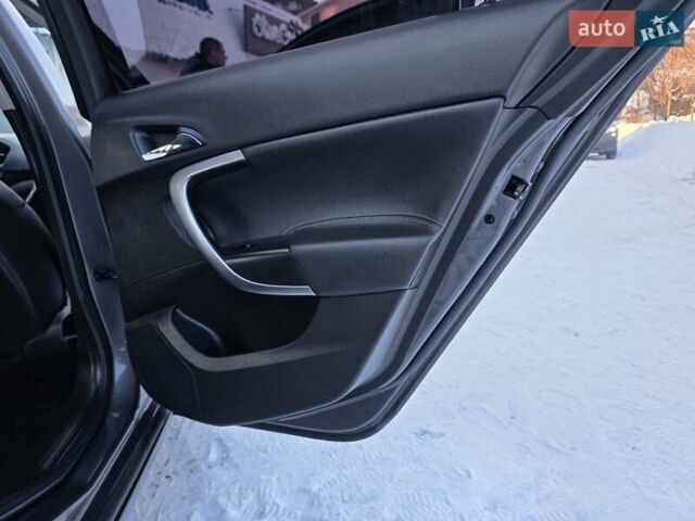 Серый Опель Инсигния, объемом двигателя 2 л и пробегом 281 тыс. км за 7333 $, фото 59 на Automoto.ua