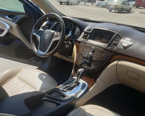 Сірий Опель Інсігнія, об'ємом двигуна 2 л та пробігом 150 тис. км за 10300 $, фото 9 на Automoto.ua