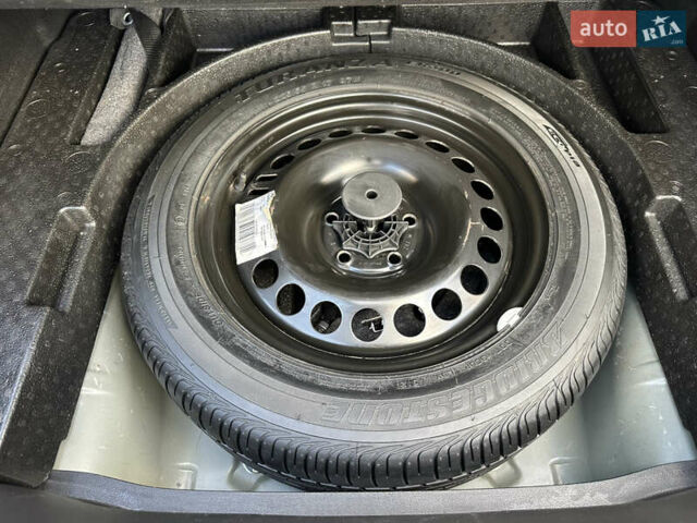 Серый Опель Инсигния, объемом двигателя 2 л и пробегом 114 тыс. км за 9700 $, фото 46 на Automoto.ua