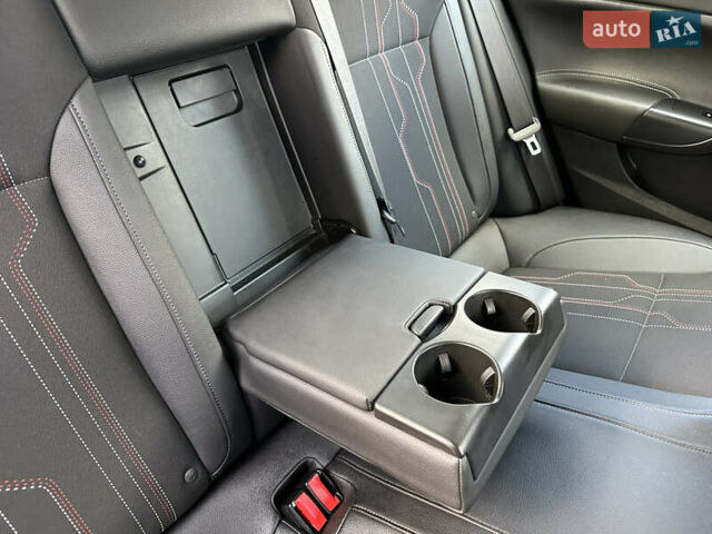 Серый Опель Инсигния, объемом двигателя 2 л и пробегом 114 тыс. км за 9700 $, фото 37 на Automoto.ua