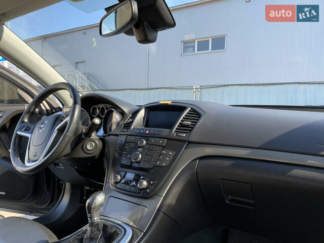 Серый Опель Инсигния, объемом двигателя 2 л и пробегом 318 тыс. км за 8200 $, фото 19 на Automoto.ua