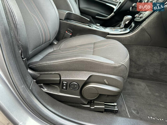 Серый Опель Инсигния, объемом двигателя 2 л и пробегом 114 тыс. км за 9700 $, фото 33 на Automoto.ua