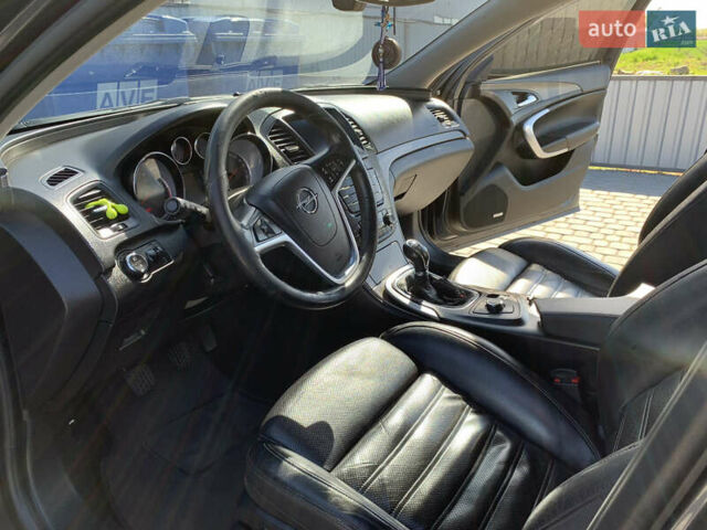 Серый Опель Инсигния, объемом двигателя 2 л и пробегом 318 тыс. км за 8200 $, фото 10 на Automoto.ua