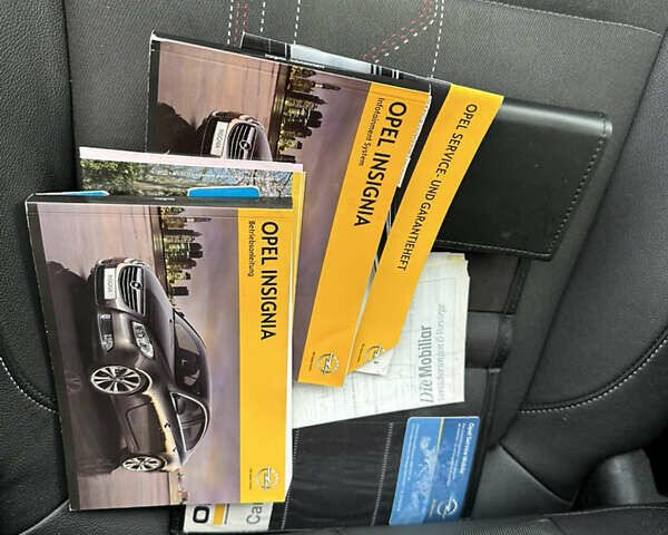 Серый Опель Инсигния, объемом двигателя 2 л и пробегом 114 тыс. км за 9700 $, фото 49 на Automoto.ua