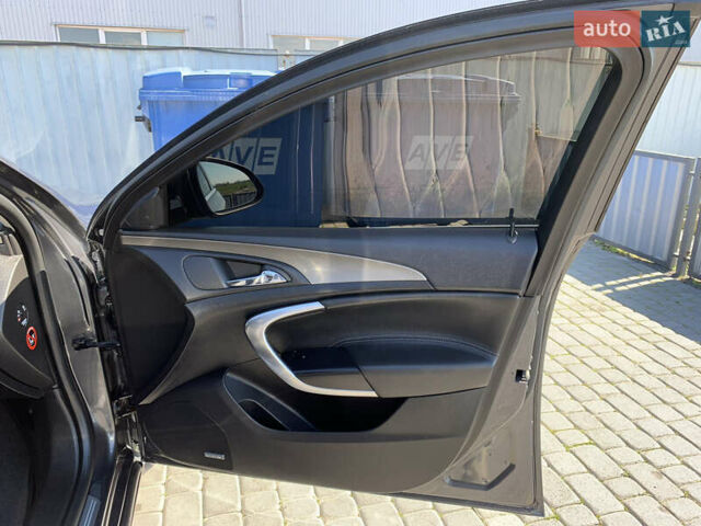 Серый Опель Инсигния, объемом двигателя 2 л и пробегом 318 тыс. км за 8200 $, фото 15 на Automoto.ua