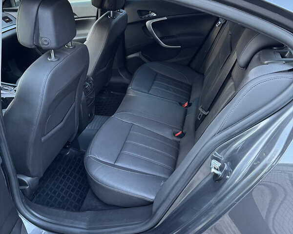 Опель Инсигния 2012 в Львове на Automoto.ua Серый Опель Инсигния, объемом двигателя 1.96 л и пробегом 155 тыс. км за 10299 $, фото 15 на Automoto.ua