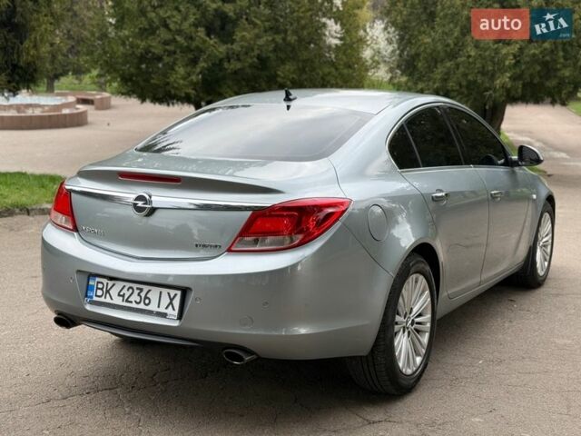 Серый Опель Инсигния, объемом двигателя 2 л и пробегом 220 тыс. км за 6600 $, фото 19 на Automoto.ua