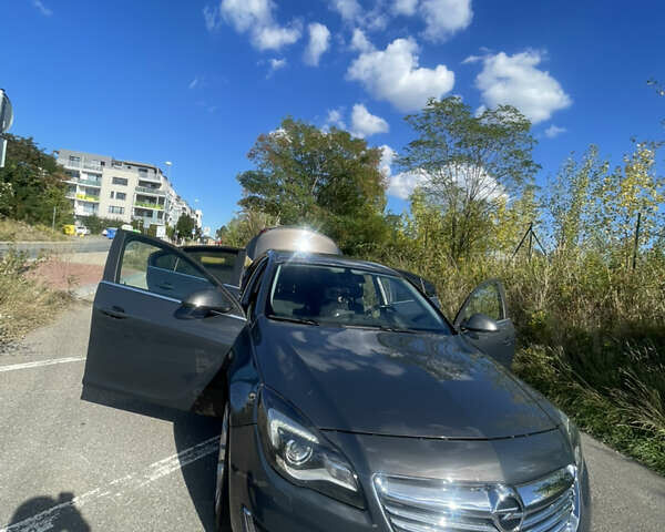 Сірий Опель Інсігнія, об'ємом двигуна 1.96 л та пробігом 275 тис. км за 9100 $, фото 2 на Automoto.ua