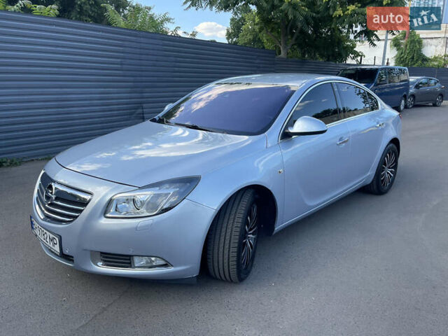 Опель Инсигния 2013 в Одессе на Automoto.ua Серый Опель Инсигния, объемом двигателя 1.96 л и пробегом 169 тыс. км за 8400 $, фото 1 на Automoto.ua