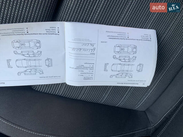 Серый Опель Инсигния, объемом двигателя 1.96 л и пробегом 219 тыс. км за 10300 $, фото 31 на Automoto.ua