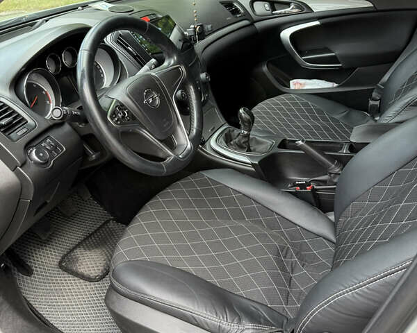 Серый Опель Инсигния, объемом двигателя 2 л и пробегом 241 тыс. км за 8300 $, фото 21 на Automoto.ua