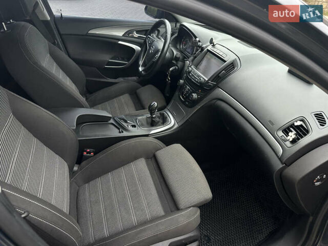 Серый Опель Инсигния, объемом двигателя 1.96 л и пробегом 211 тыс. км за 10200 $, фото 18 на Automoto.ua