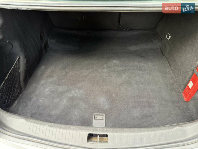 Серый Опель Инсигния, объемом двигателя 2 л и пробегом 241 тыс. км за 8300 $, фото 26 на Automoto.ua