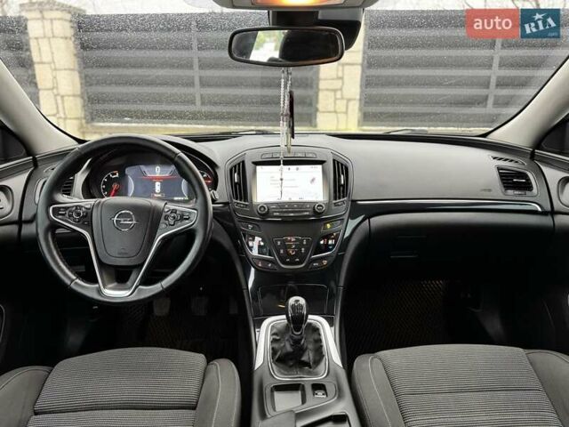 Серый Опель Инсигния, объемом двигателя 0 л и пробегом 235 тыс. км за 8999 $, фото 10 на Automoto.ua