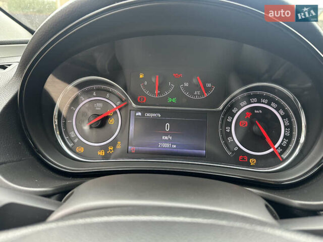 Серый Опель Инсигния, объемом двигателя 1.96 л и пробегом 211 тыс. км за 10200 $, фото 12 на Automoto.ua