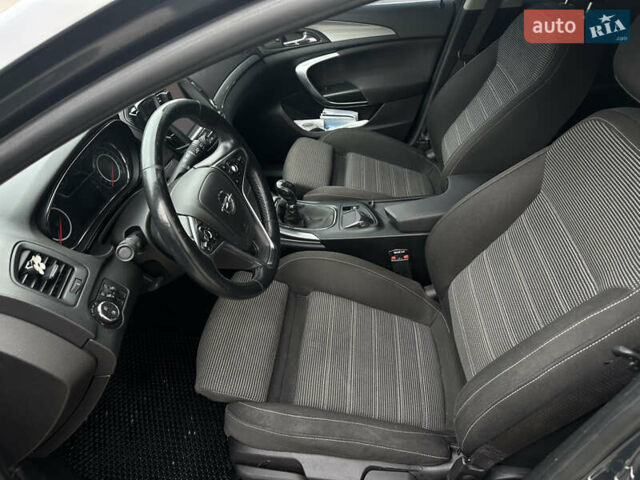 Серый Опель Инсигния, объемом двигателя 1.96 л и пробегом 211 тыс. км за 10200 $, фото 8 на Automoto.ua