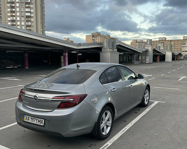 Серый Опель Инсигния, объемом двигателя 1.36 л и пробегом 1 тыс. км за 18500 $, фото 4 на Automoto.ua
