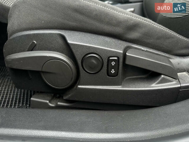 Серый Опель Инсигния, объемом двигателя 1.96 л и пробегом 211 тыс. км за 10200 $, фото 19 на Automoto.ua