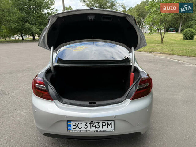 Серый Опель Инсигния, объемом двигателя 2 л и пробегом 241 тыс. км за 8300 $, фото 27 на Automoto.ua