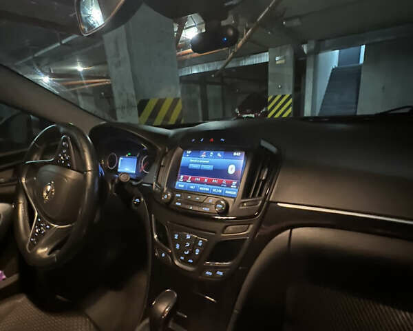 Сірий Опель Інсігнія, об'ємом двигуна 2 л та пробігом 99 тис. км за 11000 $, фото 4 на Automoto.ua