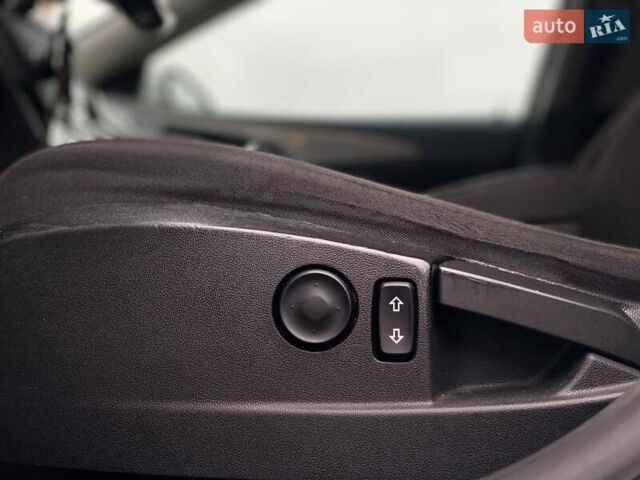 Серый Опель Инсигния, объемом двигателя 1.96 л и пробегом 225 тыс. км за 10500 $, фото 21 на Automoto.ua