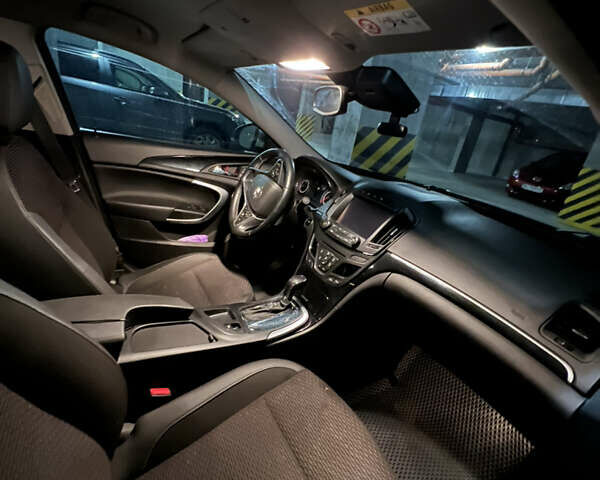 Сірий Опель Інсігнія, об'ємом двигуна 2 л та пробігом 99 тис. км за 11000 $, фото 5 на Automoto.ua