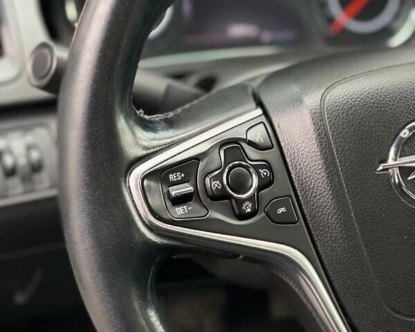 Серый Опель Инсигния, объемом двигателя 1.96 л и пробегом 225 тыс. км за 10500 $, фото 26 на Automoto.ua