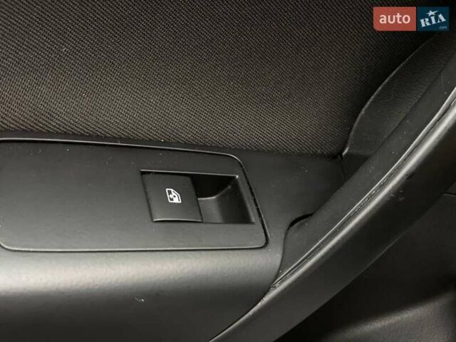 Серый Опель Инсигния, объемом двигателя 1.96 л и пробегом 225 тыс. км за 10500 $, фото 38 на Automoto.ua