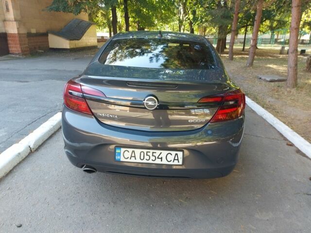 Серый Опель Инсигния, объемом двигателя 2 л и пробегом 169 тыс. км за 14500 $, фото 4 на Automoto.ua