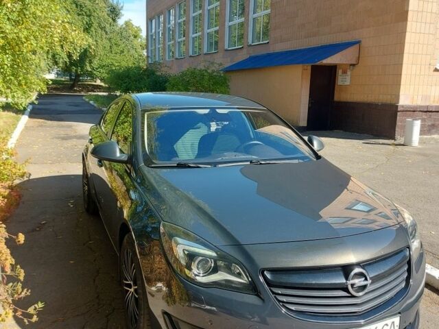 Серый Опель Инсигния, объемом двигателя 2 л и пробегом 169 тыс. км за 14500 $, фото 1 на Automoto.ua