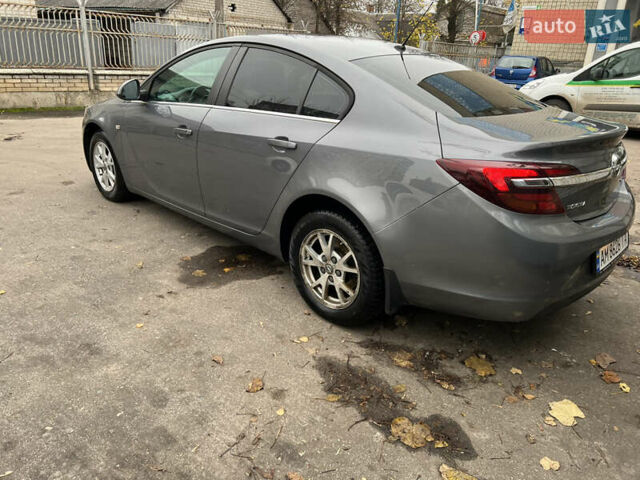 Серый Опель Инсигния, объемом двигателя 1.6 л и пробегом 155 тыс. км за 10100 $, фото 3 на Automoto.ua