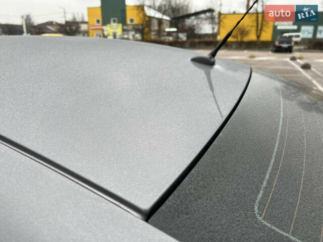 Серый Опель Инсигния, объемом двигателя 1.6 л и пробегом 155 тыс. км за 10300 $, фото 28 на Automoto.ua