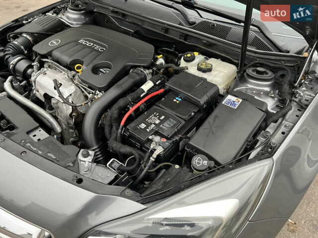 Серый Опель Инсигния, объемом двигателя 1.6 л и пробегом 155 тыс. км за 10100 $, фото 12 на Automoto.ua