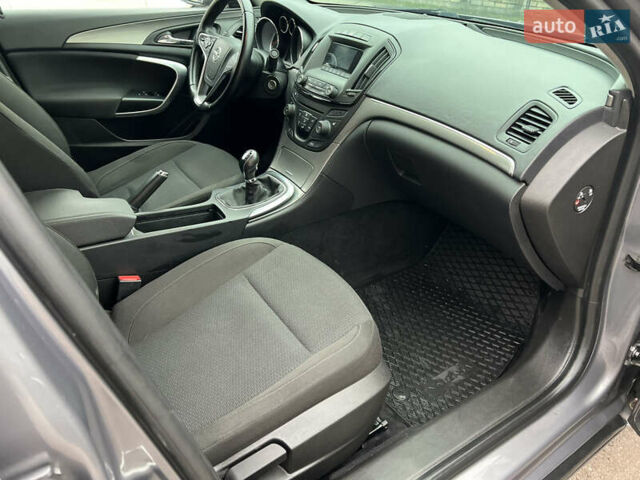 Серый Опель Инсигния, объемом двигателя 1.6 л и пробегом 155 тыс. км за 10100 $, фото 9 на Automoto.ua