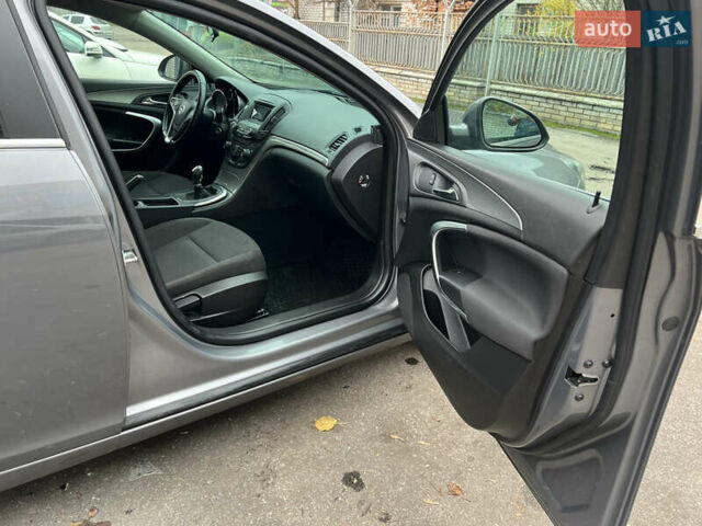 Серый Опель Инсигния, объемом двигателя 1.6 л и пробегом 155 тыс. км за 10100 $, фото 11 на Automoto.ua