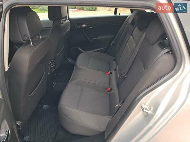 Серый Опель Инсигния, объемом двигателя 1.6 л и пробегом 244 тыс. км за 6500 $, фото 65 на Automoto.ua