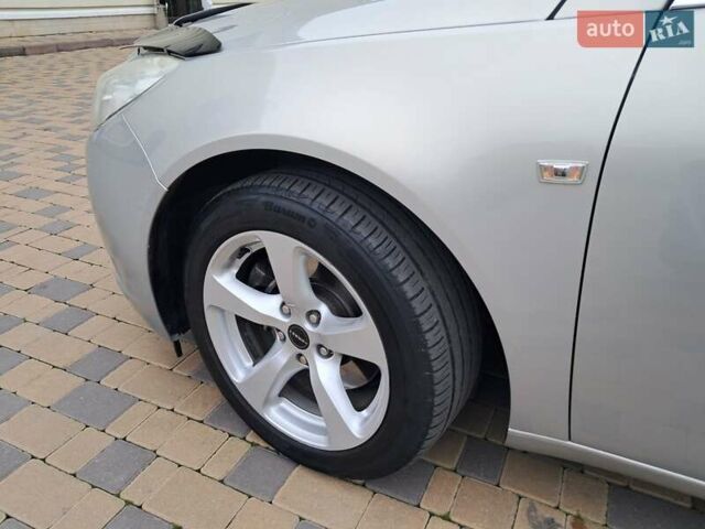 Серый Опель Инсигния, объемом двигателя 1.6 л и пробегом 244 тыс. км за 6500 $, фото 40 на Automoto.ua