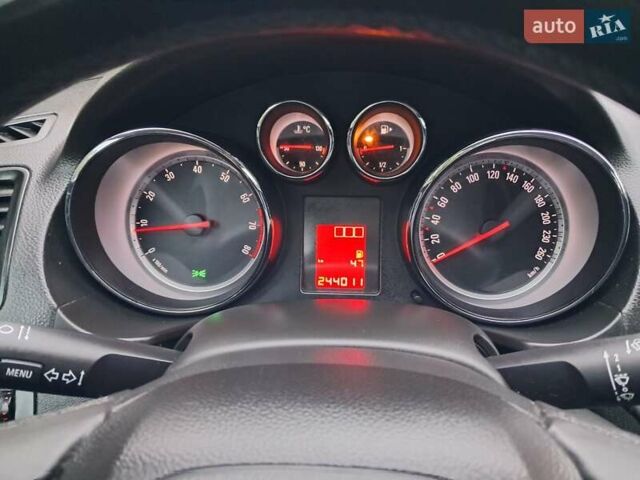 Серый Опель Инсигния, объемом двигателя 1.6 л и пробегом 244 тыс. км за 6500 $, фото 83 на Automoto.ua