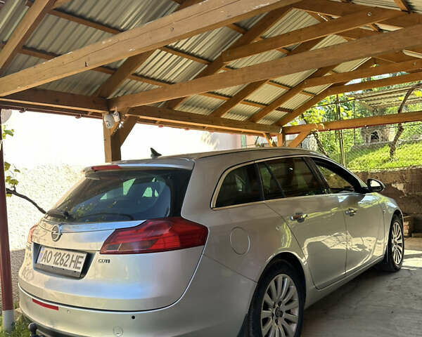 Серый Опель Инсигния, объемом двигателя 2 л и пробегом 346 тыс. км за 6850 $, фото 5 на Automoto.ua