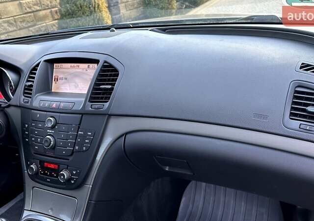 Серый Опель Инсигния, объемом двигателя 1.6 л и пробегом 131 тыс. км за 7700 $, фото 13 на Automoto.ua