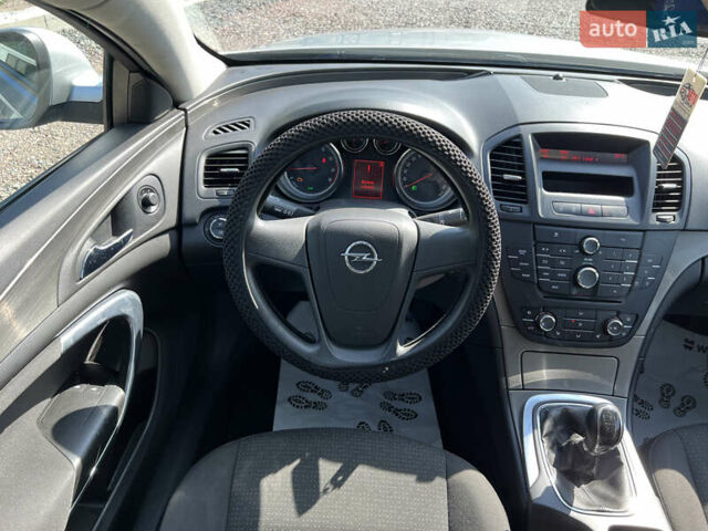 Серый Опель Инсигния, объемом двигателя 1.6 л и пробегом 161 тыс. км за 6900 $, фото 10 на Automoto.ua