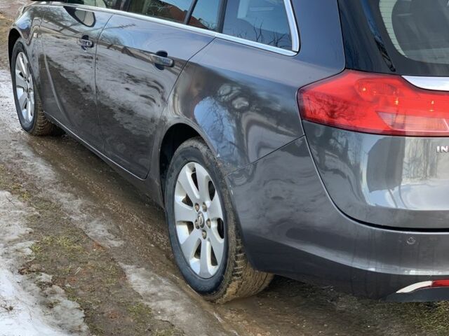 Серый Опель Инсигния, объемом двигателя 2 л и пробегом 251 тыс. км за 5100 $, фото 1 на Automoto.ua